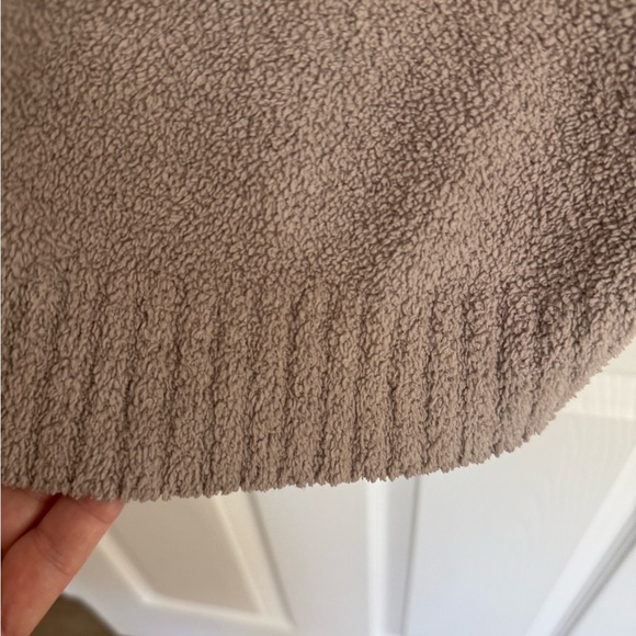 UGG- Kallie Cardigan - Picture 6 of 8